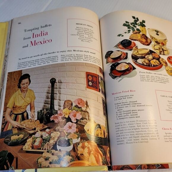 Better Homes Gardens Holiday Cook Book Vintage - Picture 11 of 15